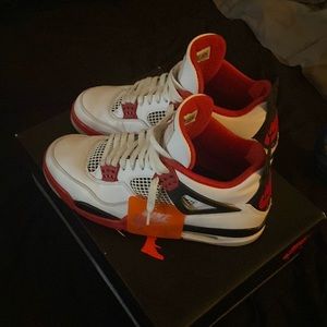 Jordan Retro 4s Fire Red